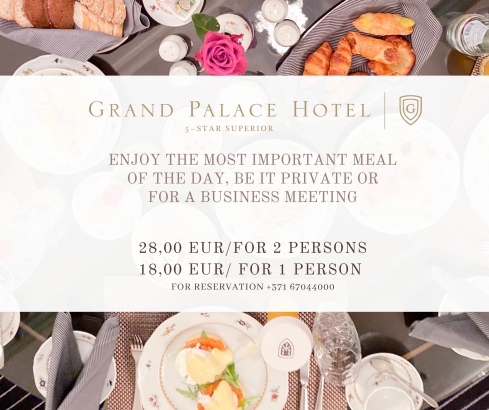 GRAND PALACE HOTEL a ’la carte breakfast in October
